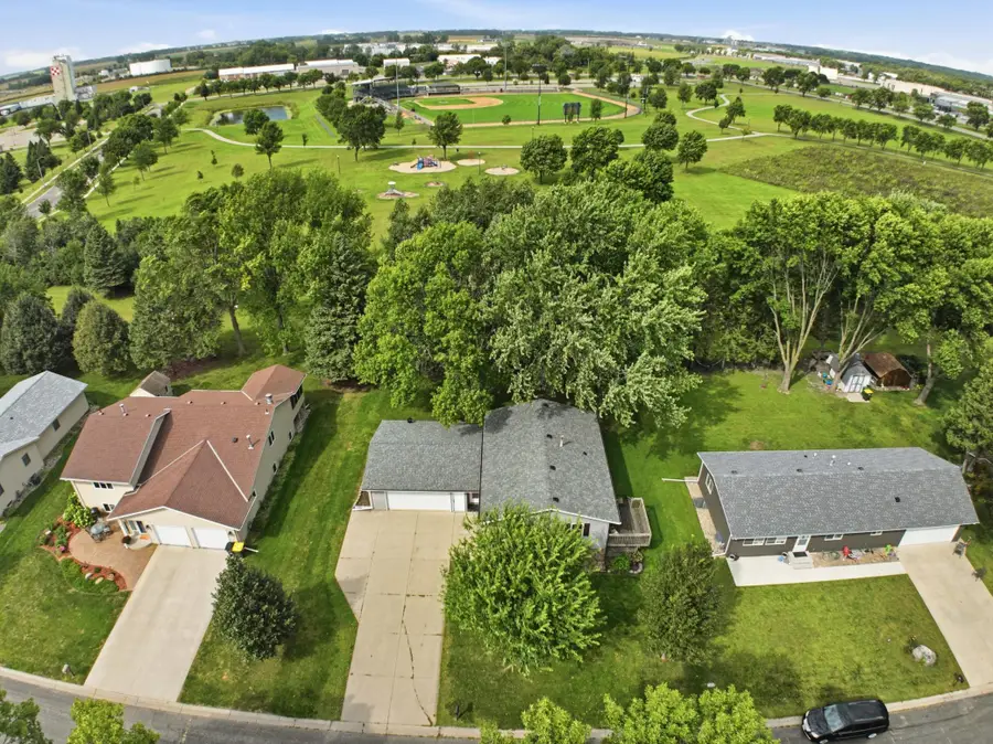 1412 18th Street Sw, Willmar, MN 56201 - #3