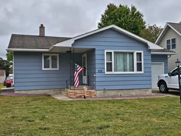 713 S Elm Street, Lamberton, MN 56152