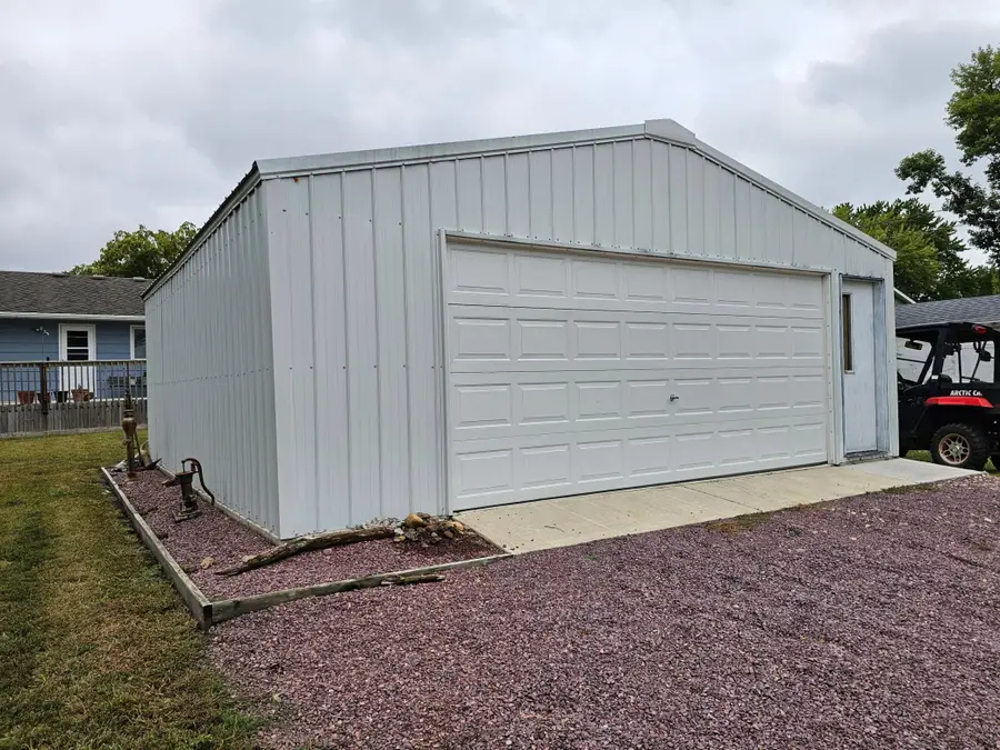 713 S Elm Street, Lamberton, MN 56152 - #3