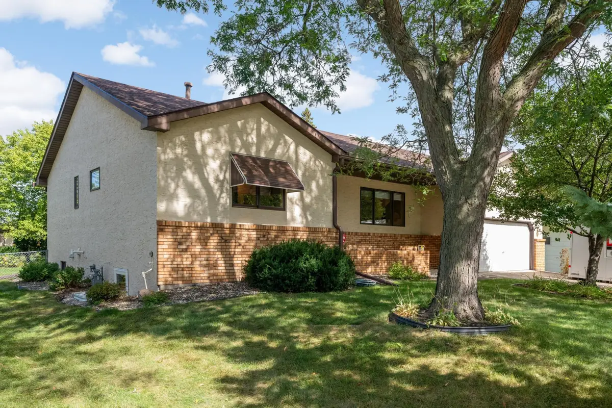 1797 Eldridge Avenue W, Roseville, MN 55113 - #1