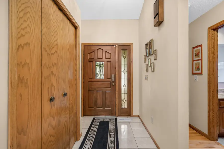 1797 Eldridge Avenue W, Roseville, MN 55113 - #3
