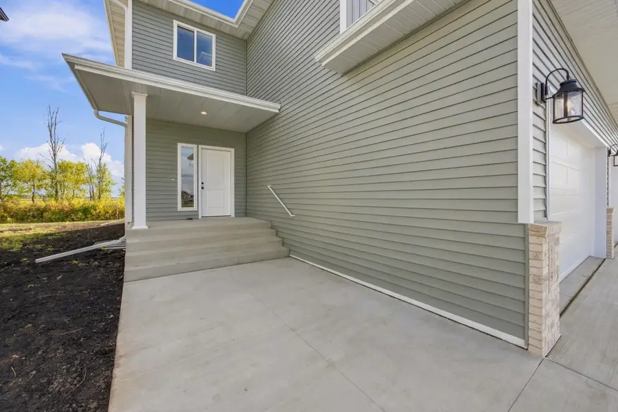 979 61st Avenue W, West Fargo, ND 58078 - #3