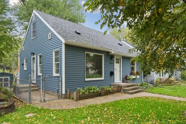 3801 26 1/2 Avenue N, Robbinsdale, MN 55422