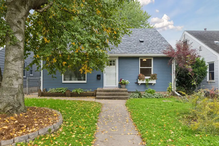 3801 26 1/2 Avenue N, Robbinsdale, MN 55422 - #2