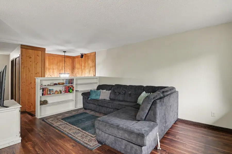 4490 Woodgate Point, Eagan, MN 55122 - #3