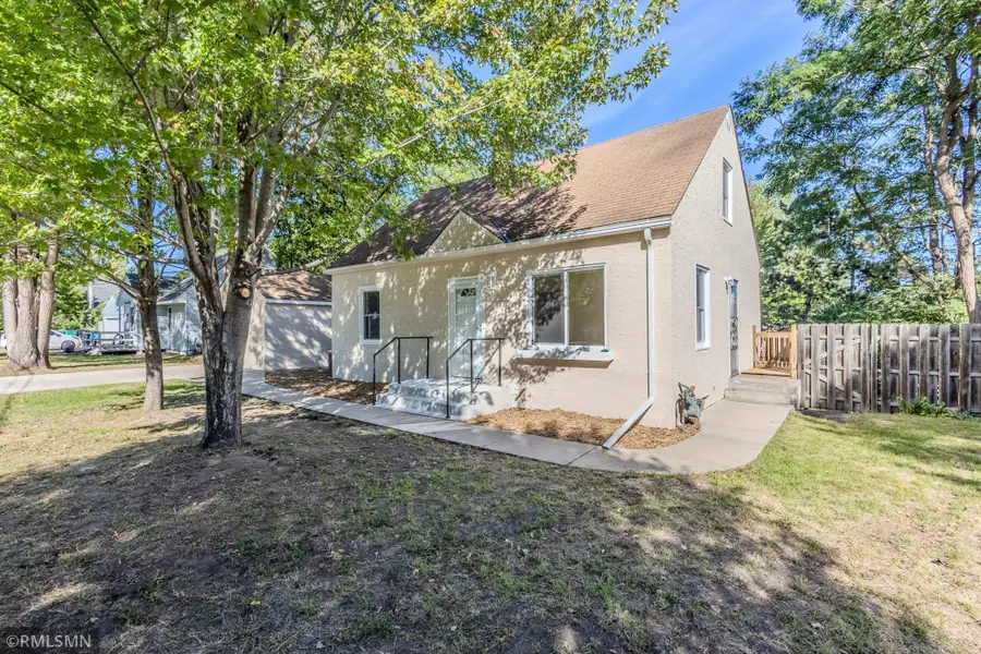 6823 E River Road Ne, Fridley, MN 55432 - #2