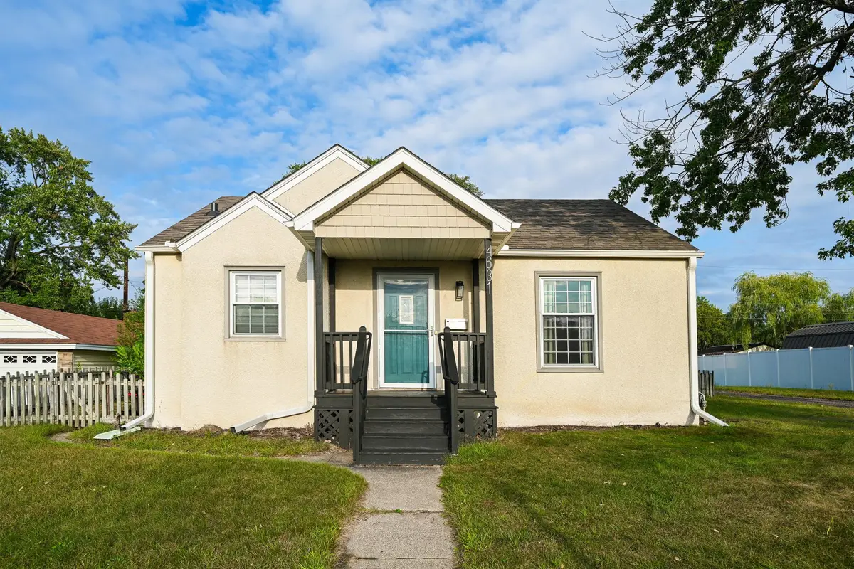 4631 2nd Street Ne, Fridley, MN 55421 - #1