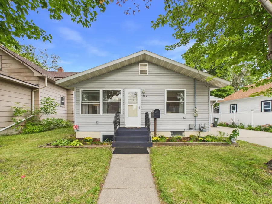 205 3rd Street Se, Melrose, MN 56352 - #2