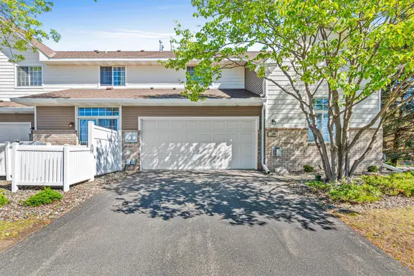17980 Cobblestone Way, Eden Prairie, MN 55347