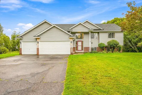 15740 Yellow Pine Street Nw, Andover, MN 55304