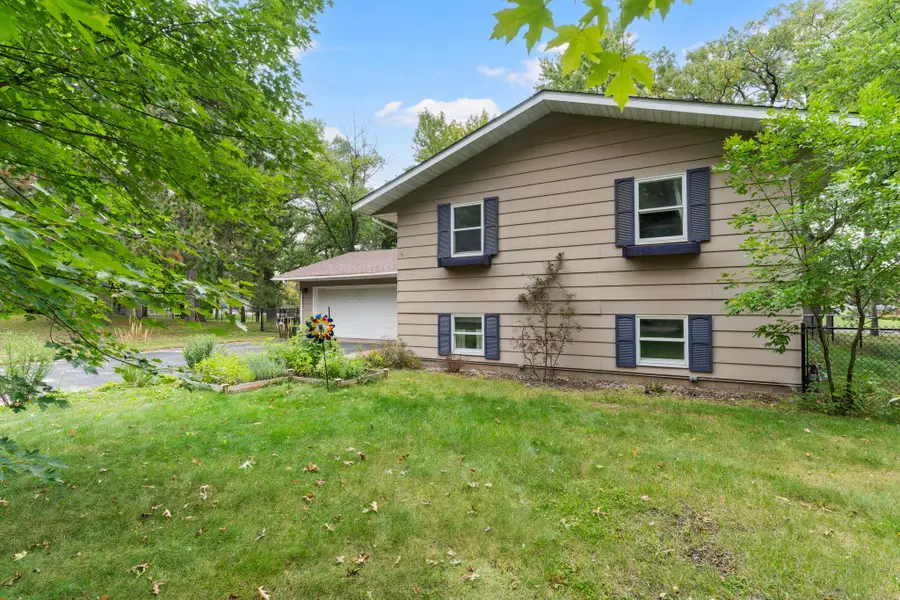 5997 Oak Circle, North Branch, MN 55056 - #2