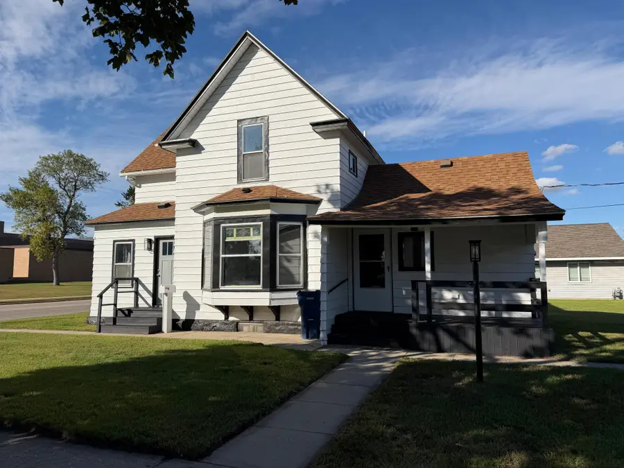 602 13th Street N, Benson, MN 56215 - #3