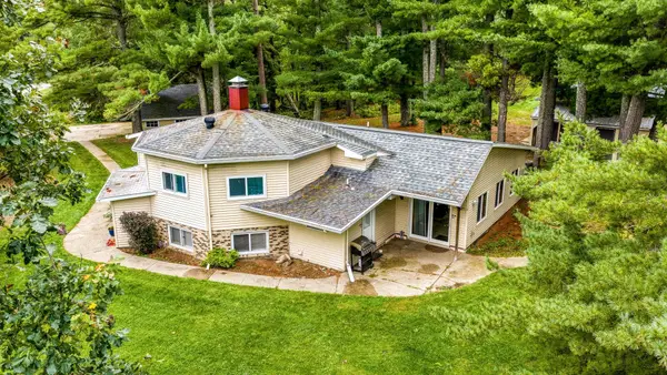 11081 Hillcrest Drive Ne, Bemidji, MN 56601