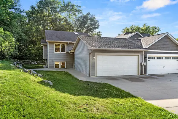 10357 Upper 178th Street W, Lakeville, MN 55044