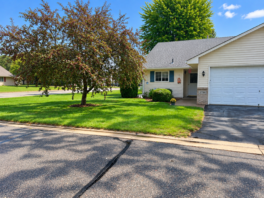 3798 Shannon Drive, Hastings, MN 55033 - #2
