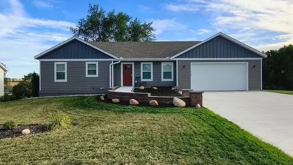 210 Prairie View Drive, Dennison, MN 55018