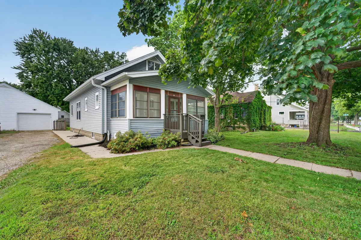 811 8th Avenue Se, Rochester, MN 55904 - #1