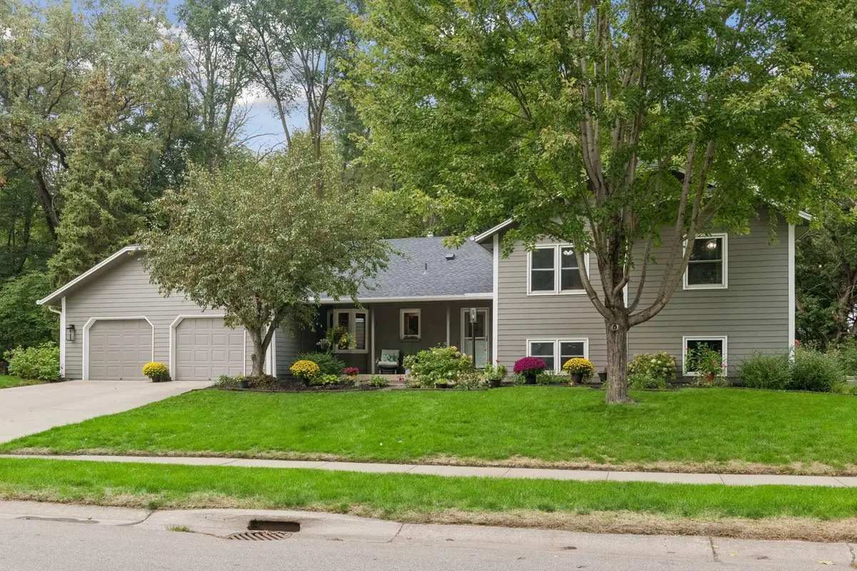 7646 Carnelian Lane, Eden Prairie, MN 55346 - #1