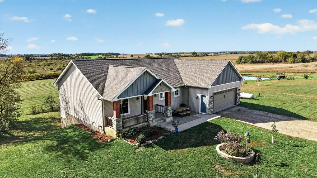 1060 230th Street W, Farmington, MN 55024 - #1