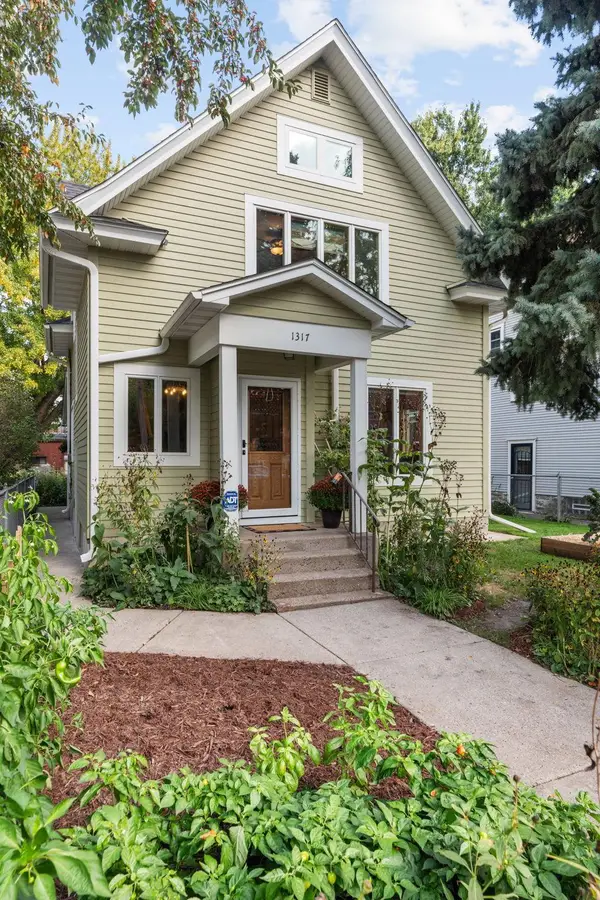 1317 Monroe Street Ne, Minneapolis, MN 55413
