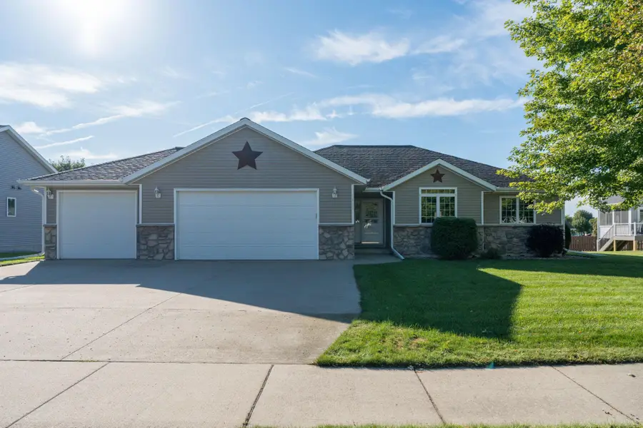 1435 9th Street N, New Ulm, MN 56073 - #2