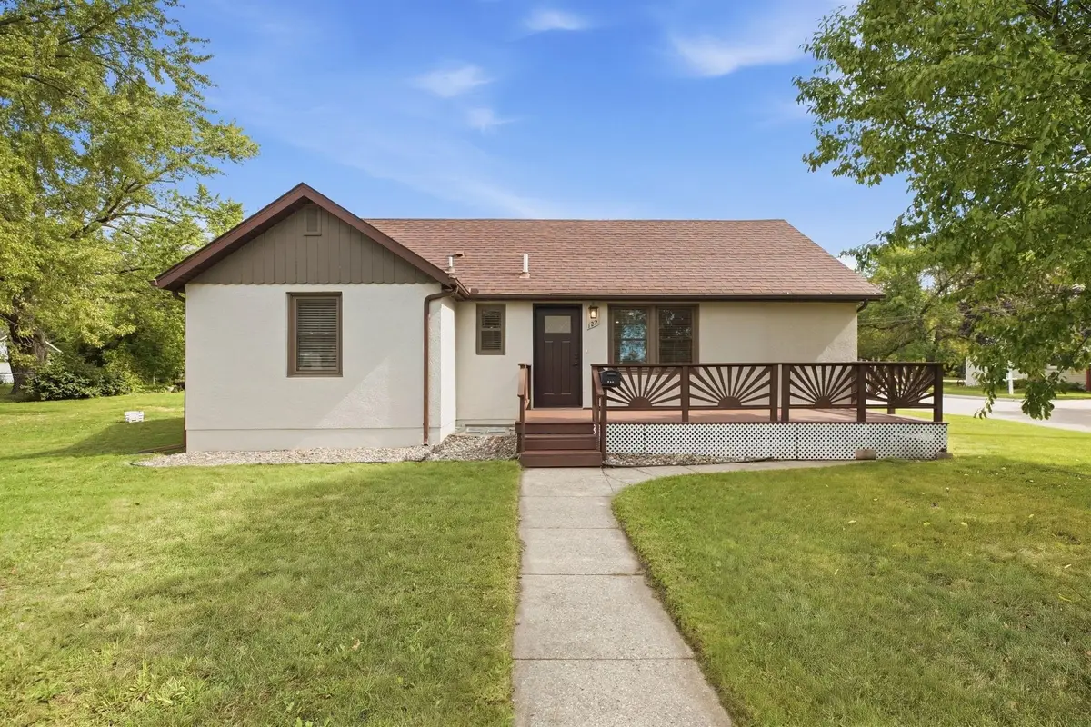 122 6th Avenue S, Sauk Rapids, MN 56379 - #1