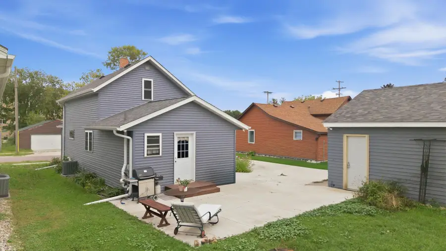 221 S Lincoln Street, Lake Crystal, MN 56055 - #3