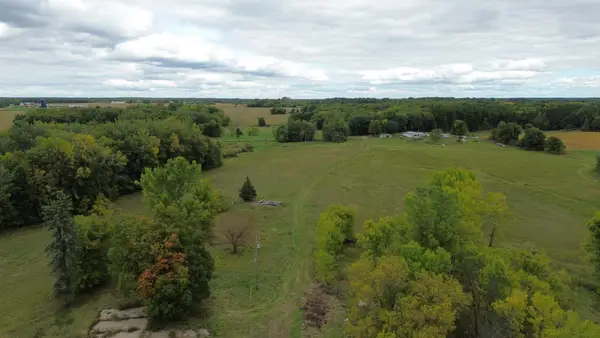 3850 405th Avenue Nw, Braham, MN 55006