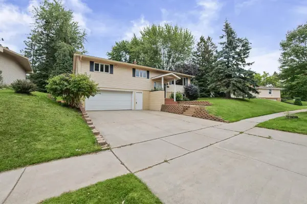 407 Mesabi Drive, Hibbing, MN 55746