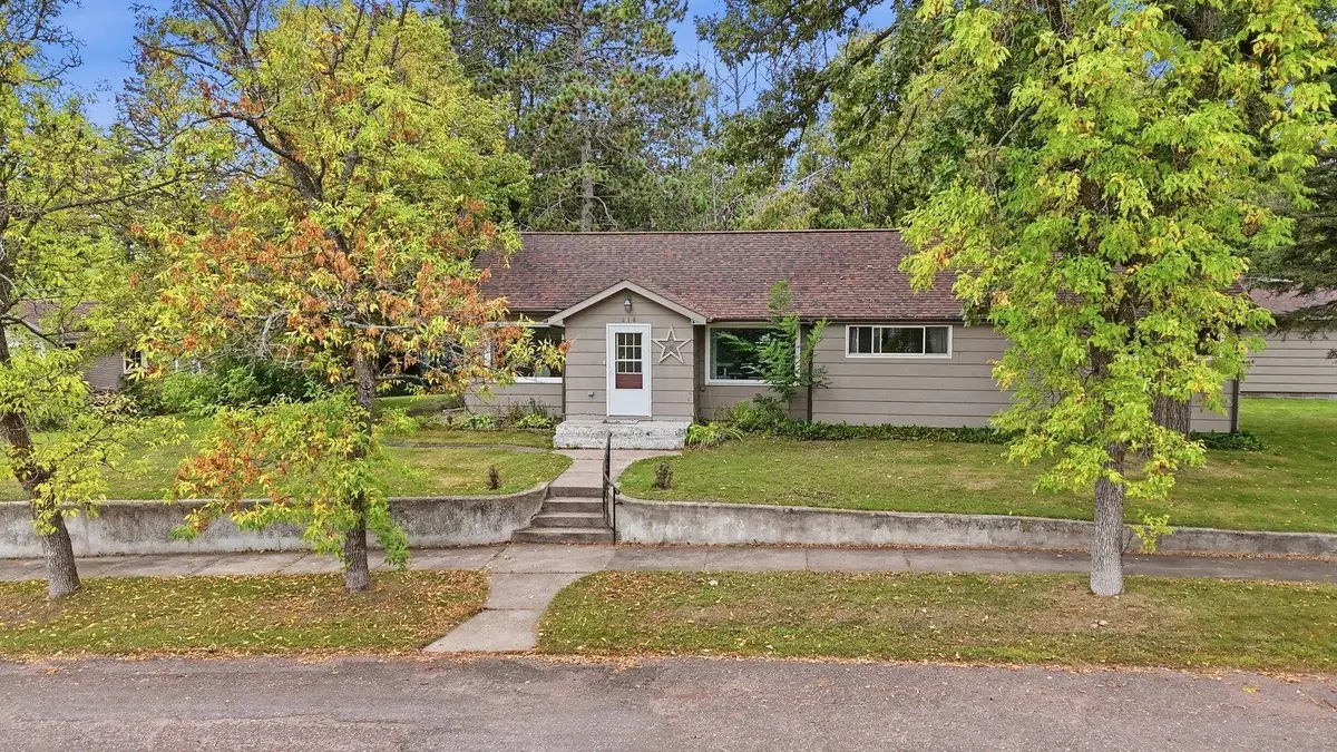 516 Grove Avenue, Moose Lake, MN 55767 - #1