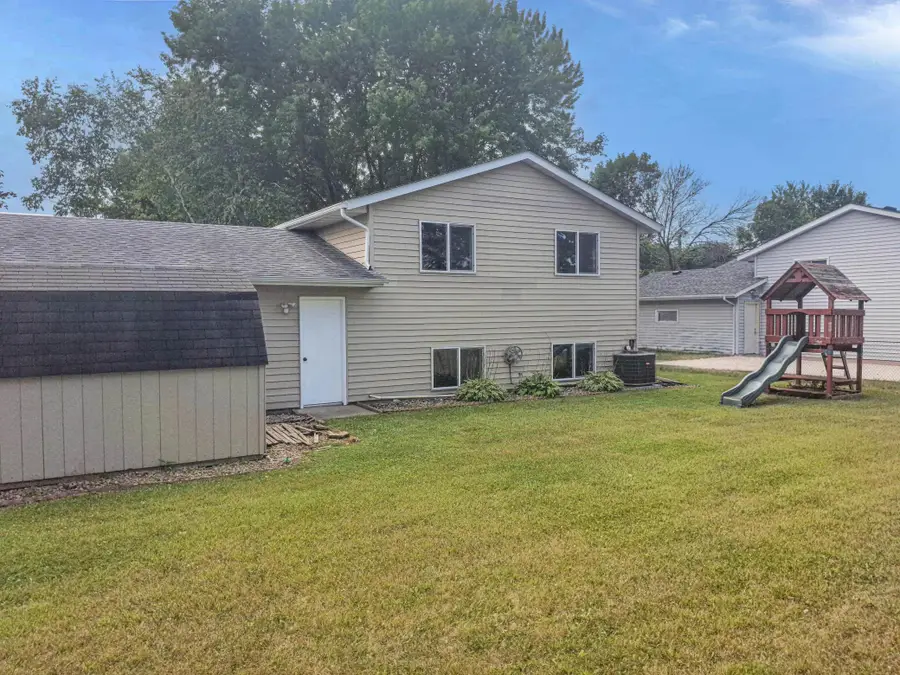 1304 17th Street Sw, Faribault, MN 55021 - #2
