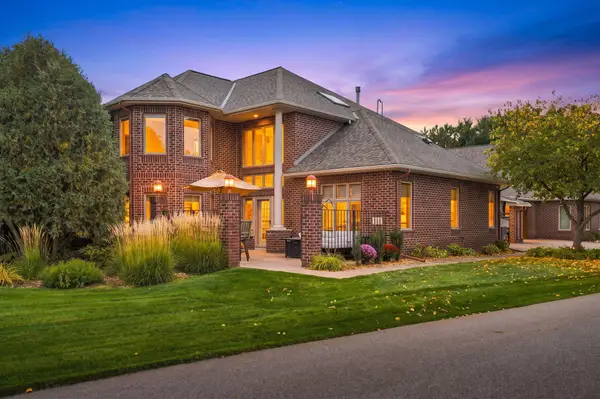 243 W Canyon Drive, Hudson, WI 54016