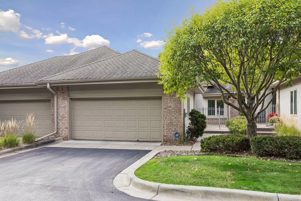 7238 Lewis Ridge Parkway, Edina, MN 55439 - #1