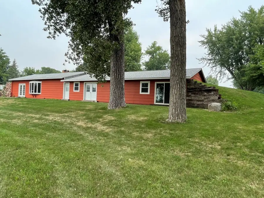 700 Orchard Road, Worthington, MN 56187 - #2