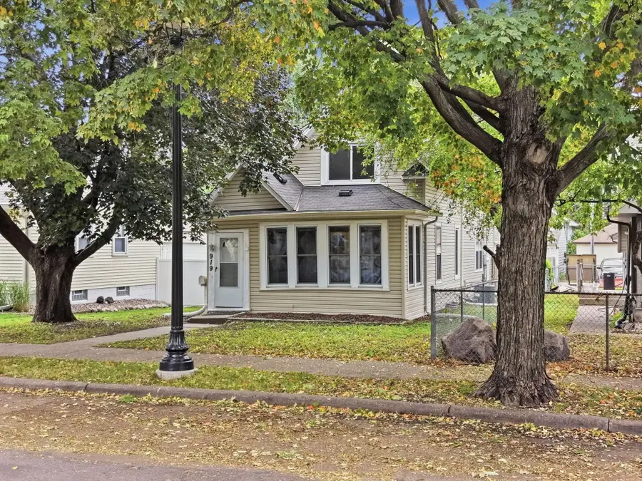 919 26th Avenue Se, Minneapolis, MN 55414 - #3