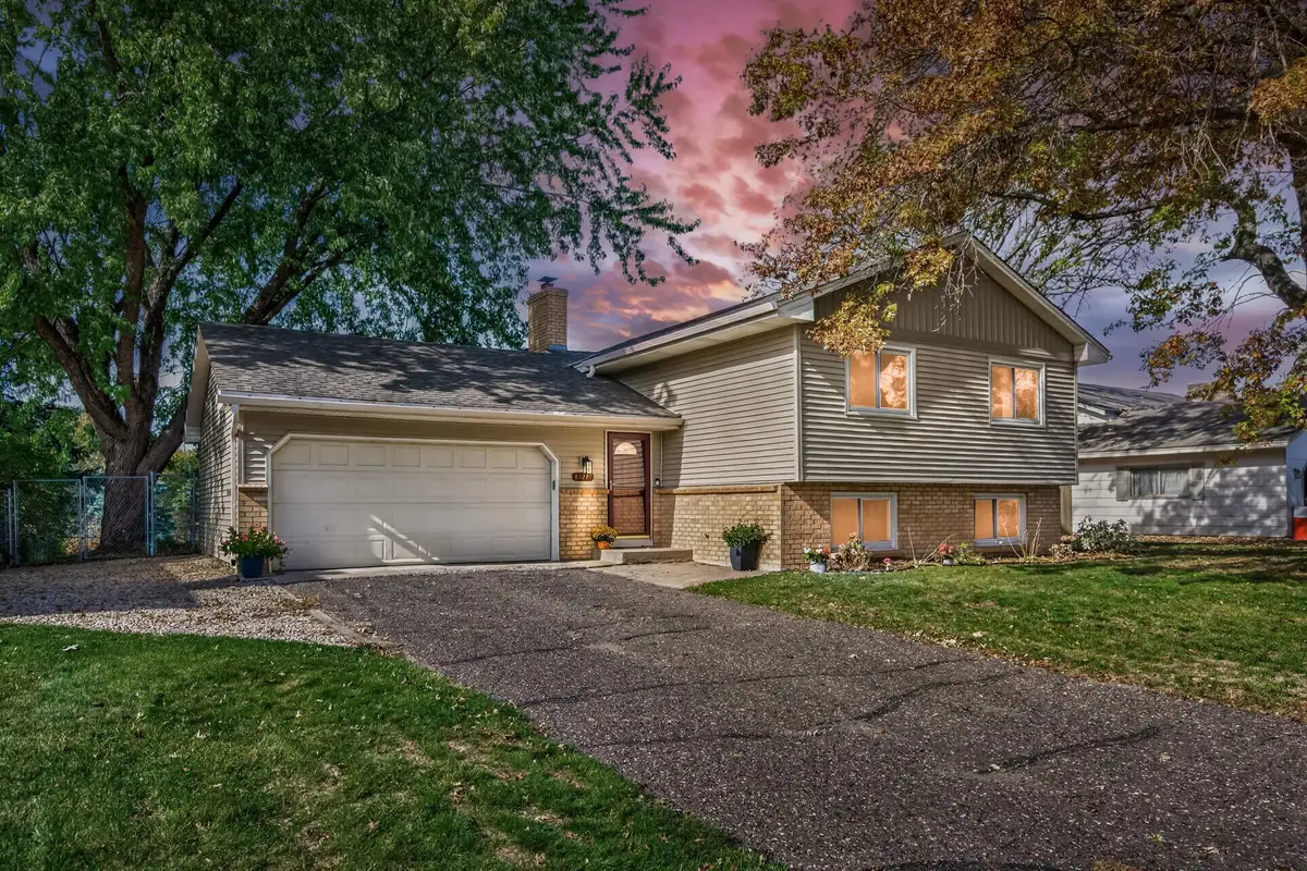 13270 Davenport Street Ne, Blaine, MN 55449 - #1