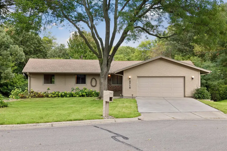2716 Isle Royale Court, Burnsville, MN 55337 - #2