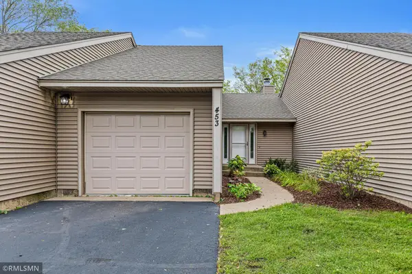 453 Hunter Hill Road, Hudson, WI 54016
