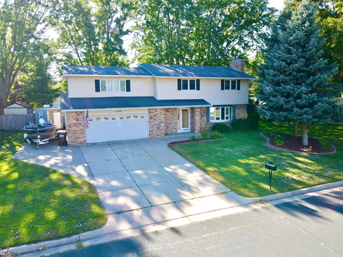 1350 Hillside Street, Hastings, MN 55033 - #1
