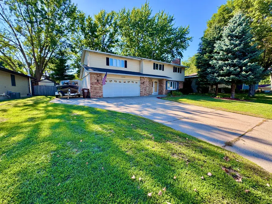 1350 Hillside Street, Hastings, MN 55033 - #2