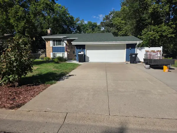 1541 Franklin Lane, Anoka, MN 55303