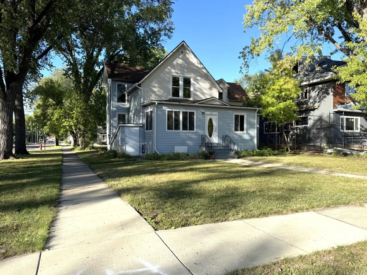 1021 4th Avenue S, Fargo, ND 58103 - #1