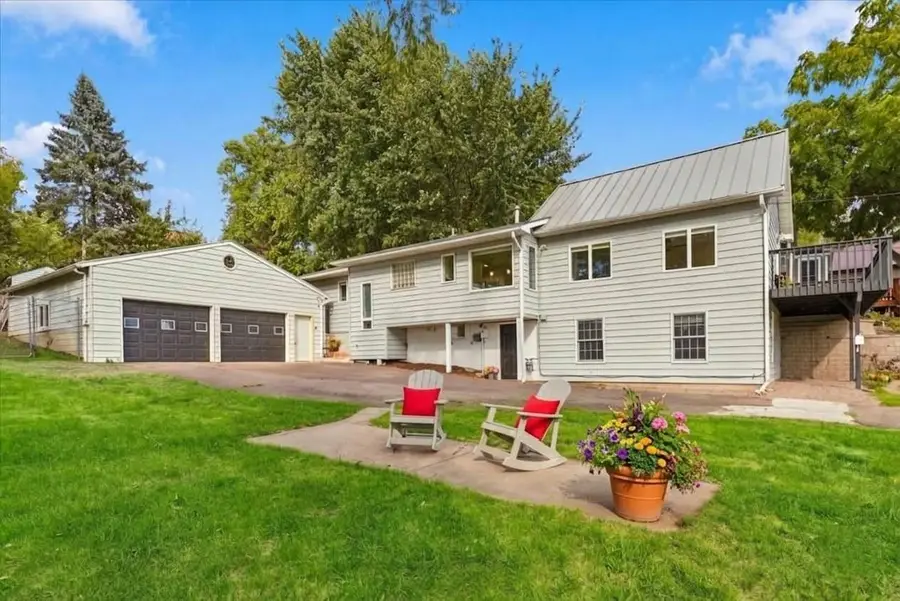 924 Maple Street W, Stillwater, MN 55082 - #2