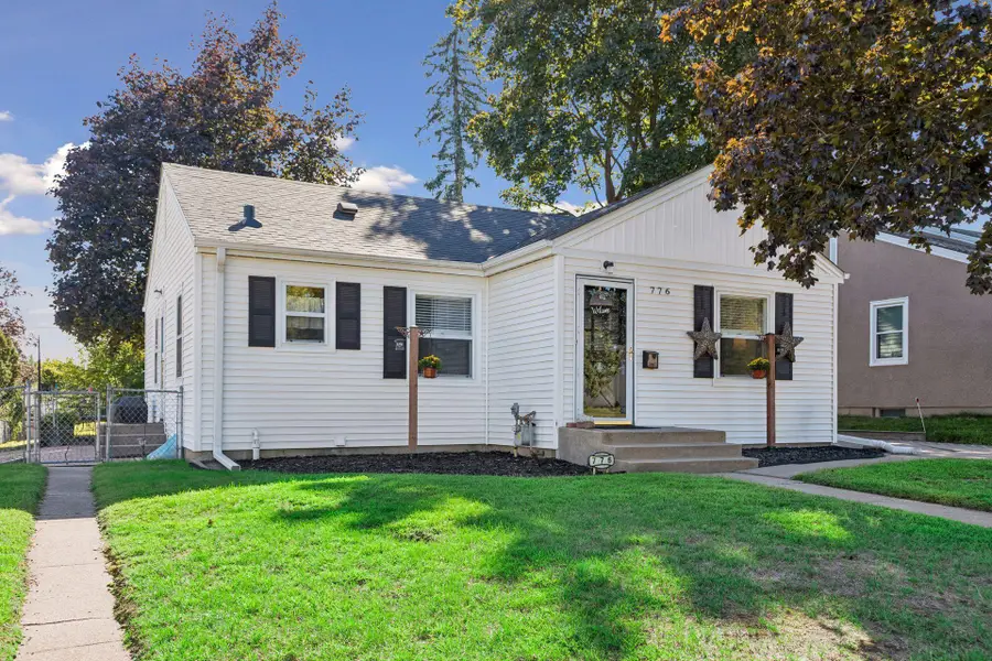 776 Parkview Avenue, Saint Paul, MN 55117 - #2