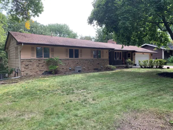 6525 Sherwood Avenue, Edina, MN 55435