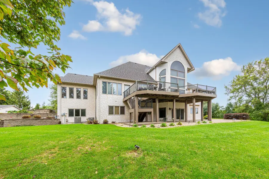 1135 3rd Street Ne, Faribault, MN 55021 - #2
