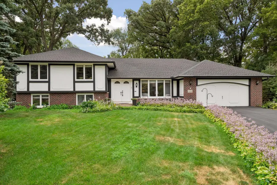 14886 Tealwood Court, Eden Prairie, MN 55347 - #3