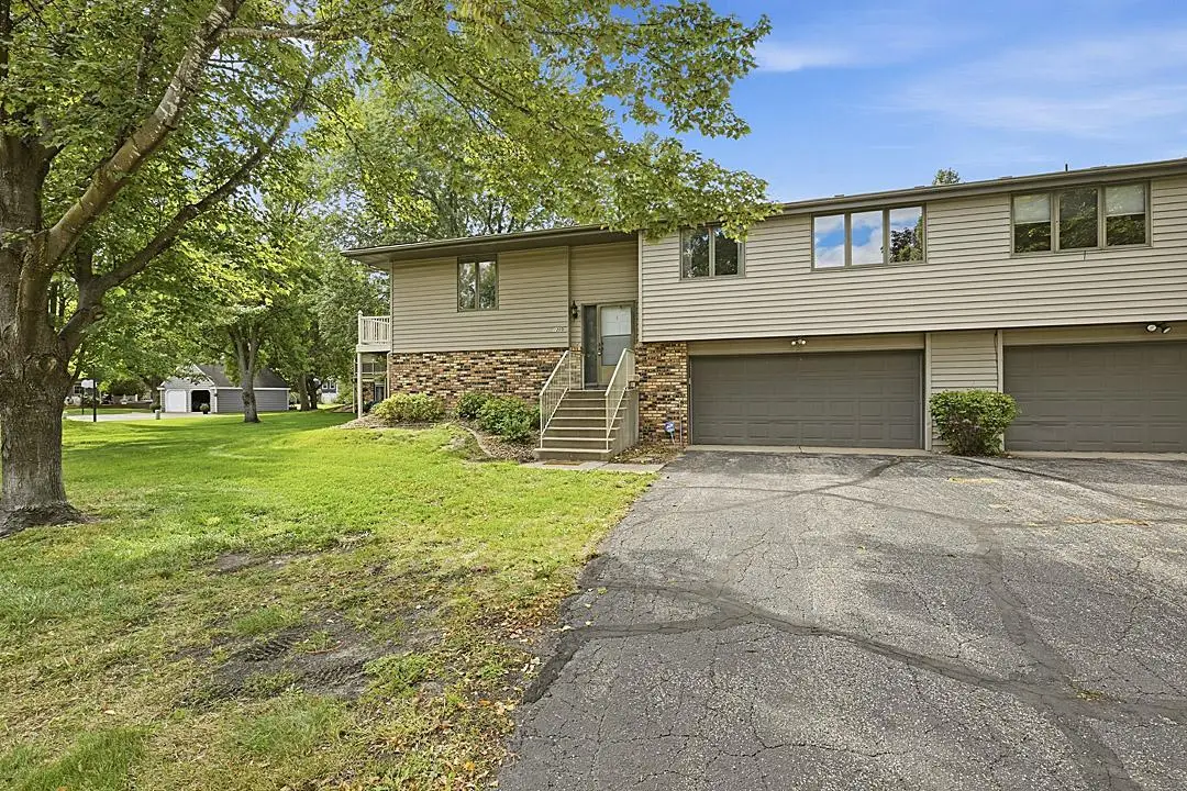 1305 12th Avenue N, Saint Cloud, MN 56303 - #1