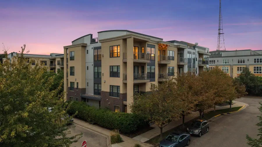 2566 Ellis Avenue #404, Saint Paul, MN 55114 - #3