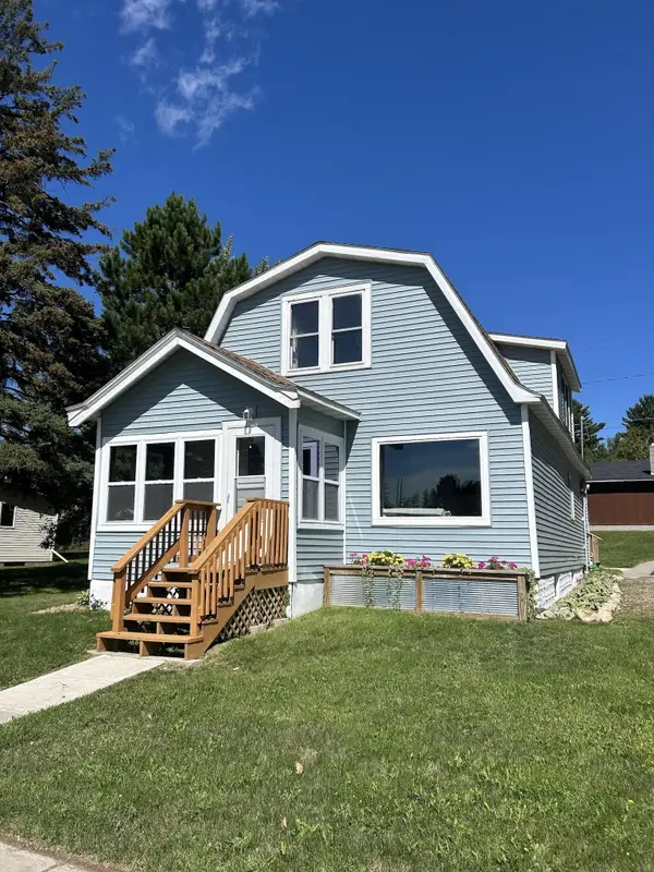 35 Jasper Street, Soudan, MN 55782
